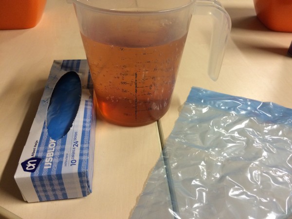 Limonade ijsklontjes maken